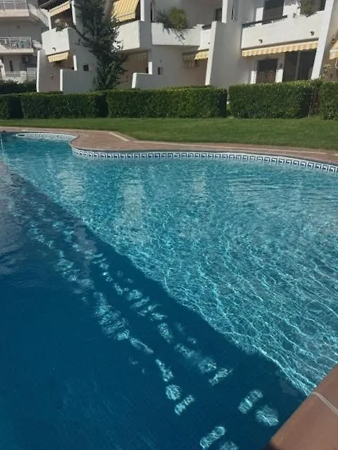 Appartement Sunny, Seaside Rental With Pool L' Escala